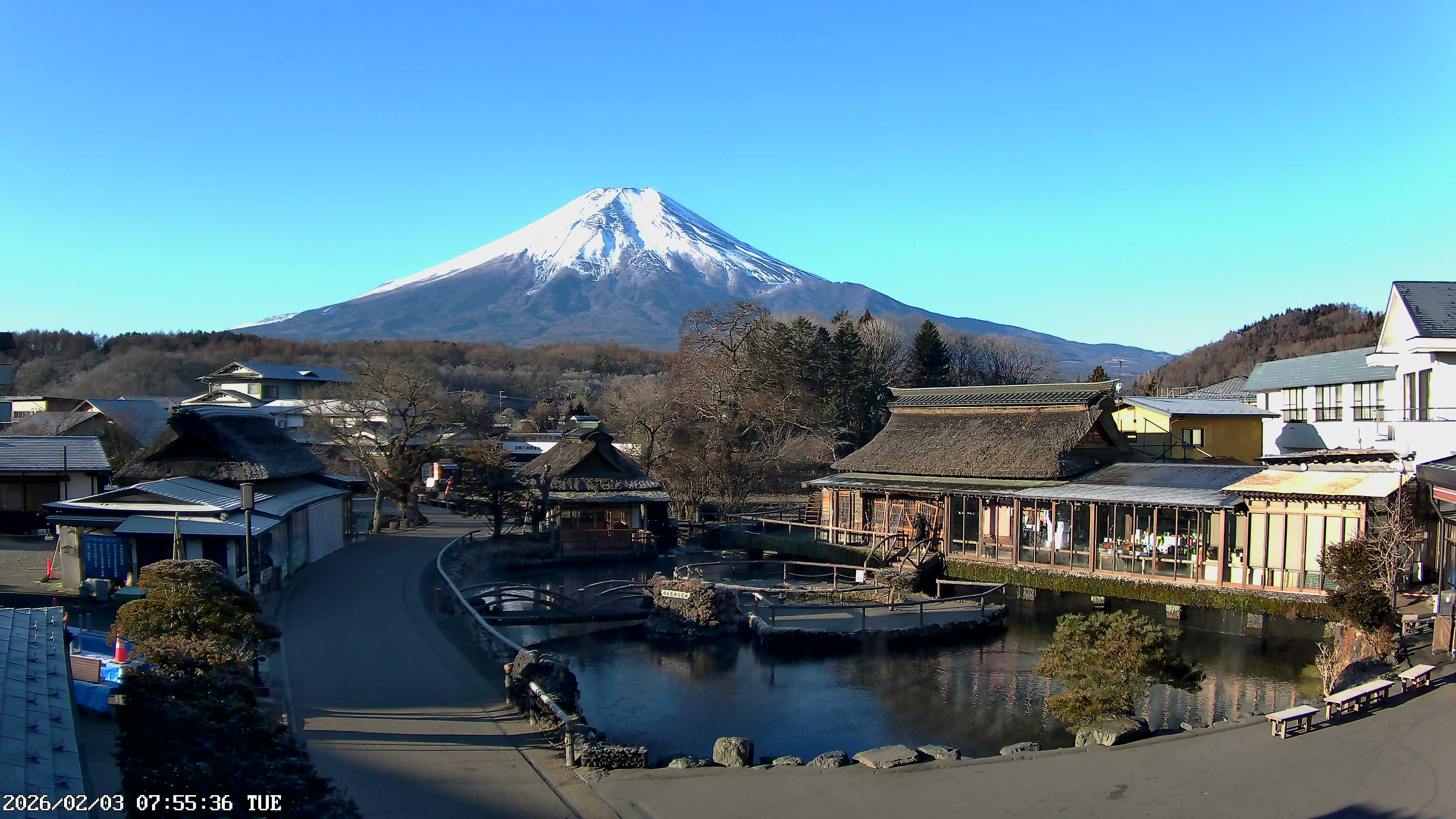 富士山ライブカメラ-忍野八海
