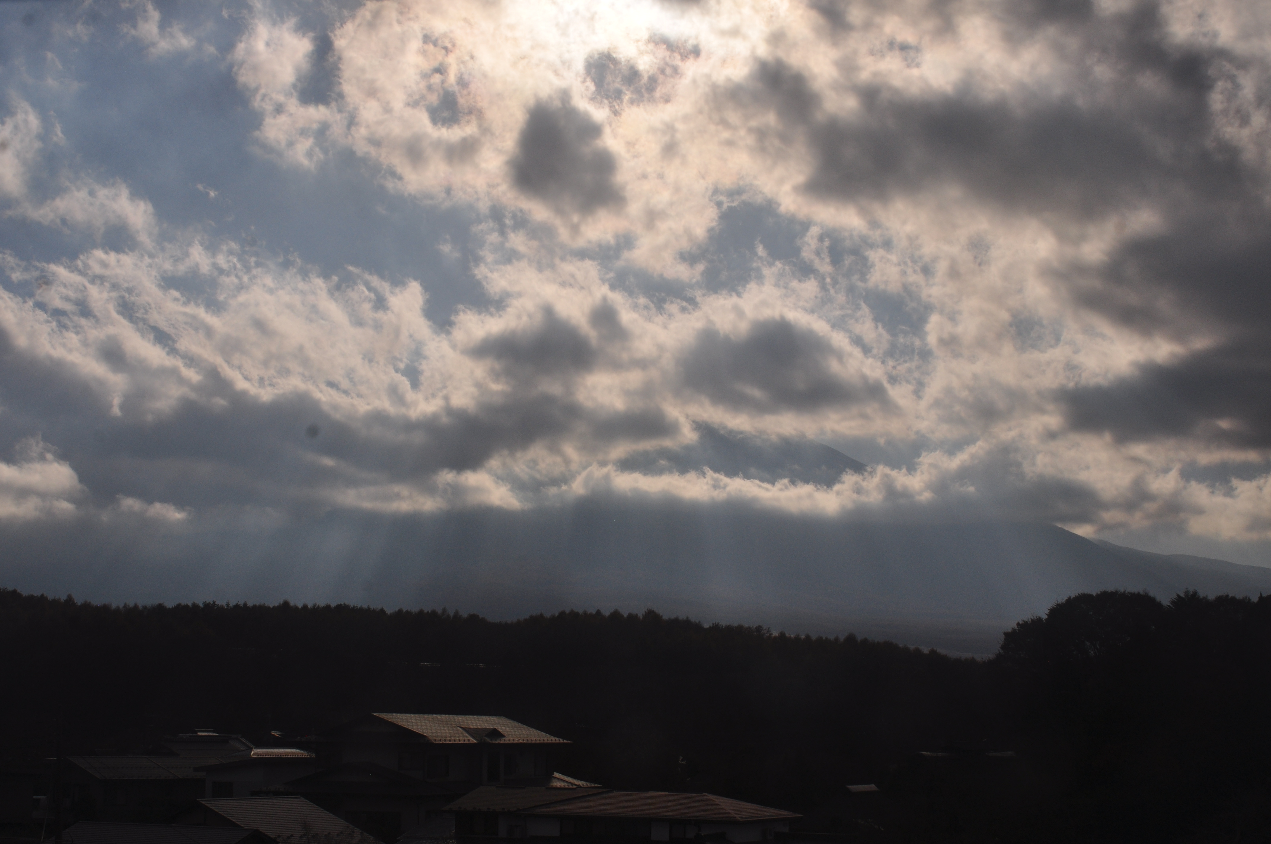 富士山ライブカメラ-忍野 - 一眼高画質カメラ