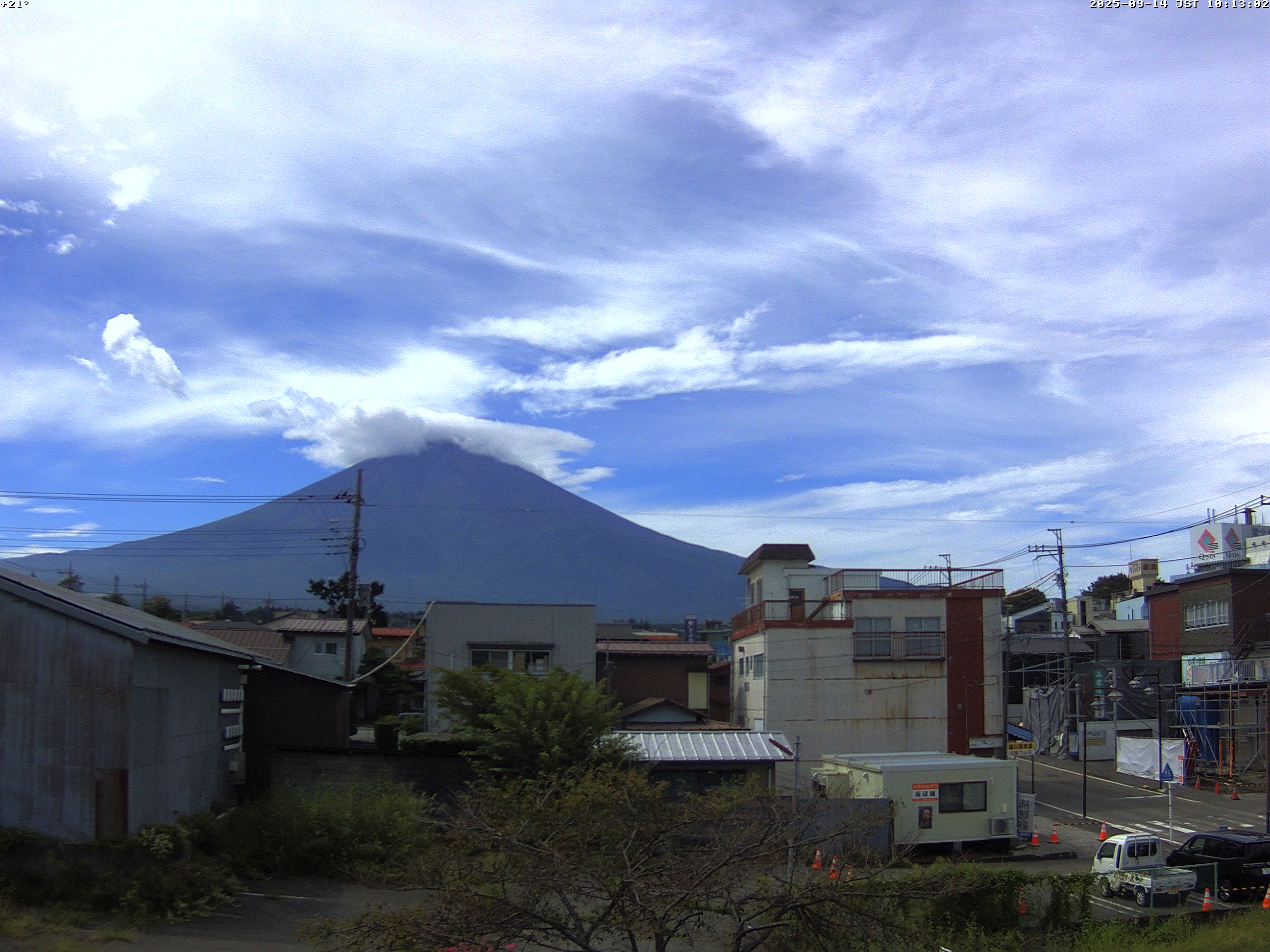 富士山ライブカメラ-富士吉田市から星空観察