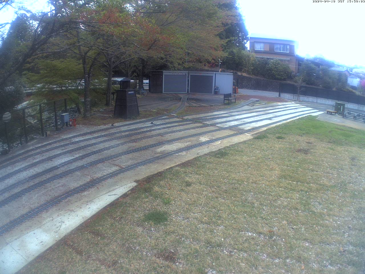 富士山ライブカメラ-裾野市日本庭園鉄道