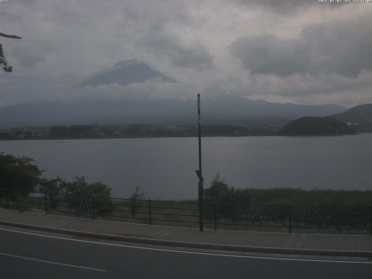 富士山ライブカメラ-河口湖大石湖畔