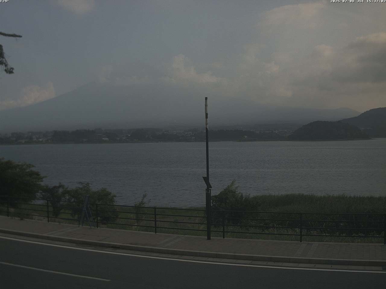 富士山ライブカメラ-河口湖大石湖畔