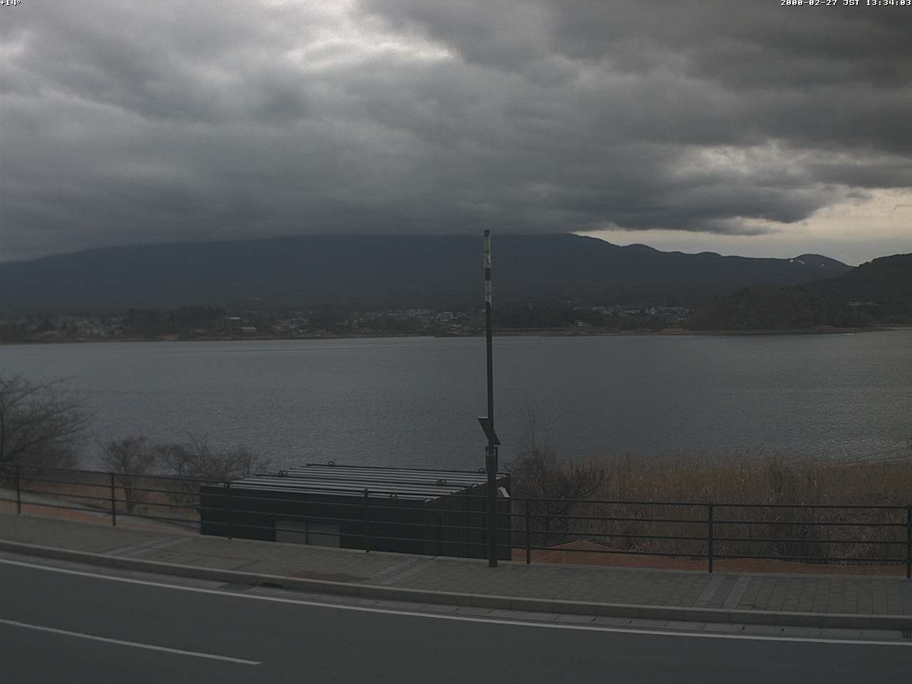 富士山ライブカメラ-河口湖大石湖畔