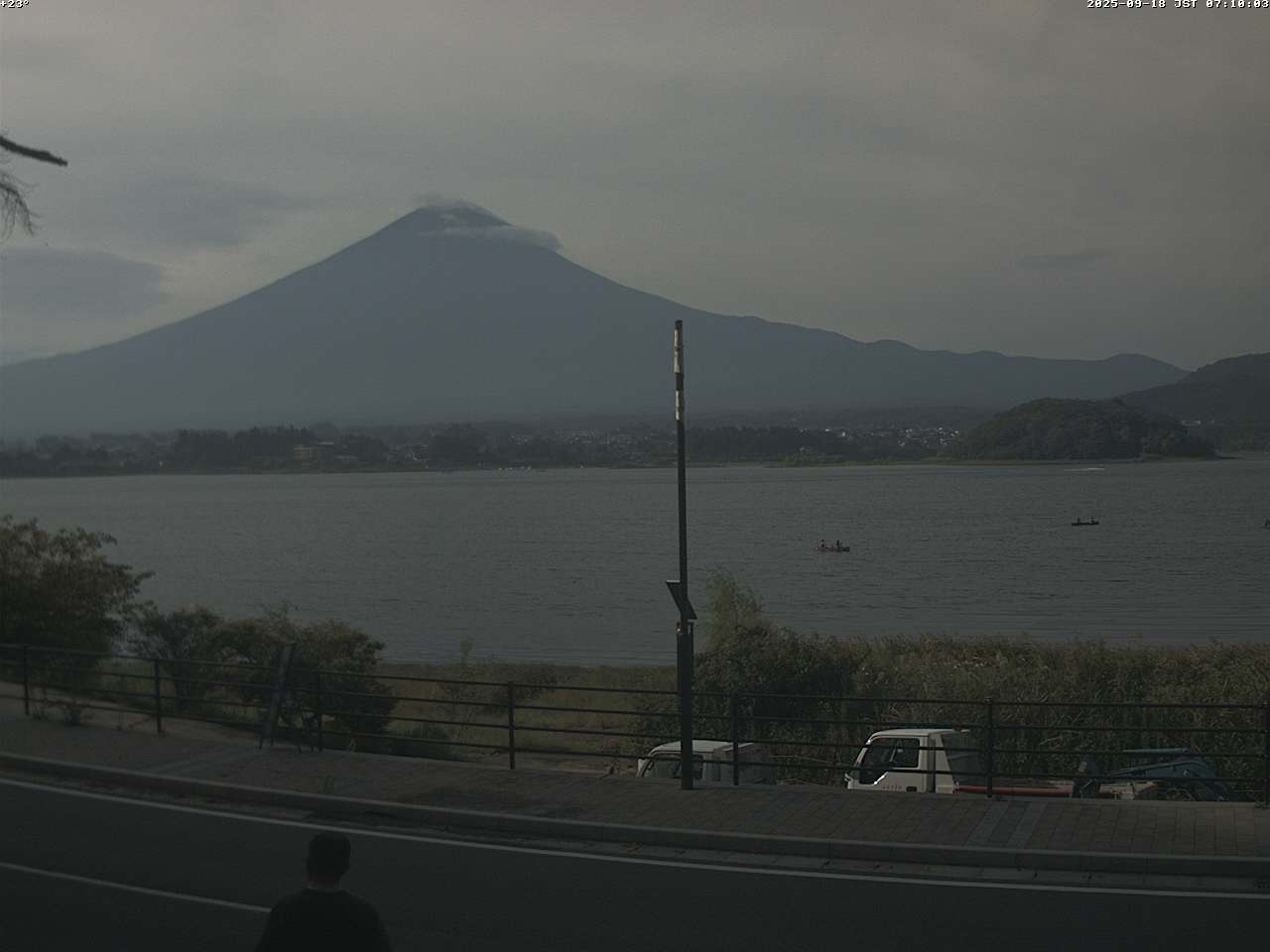 富士山ライブカメラ-河口湖大石湖畔