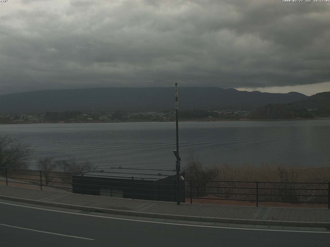 富士山ライブカメラ-河口湖大石湖畔