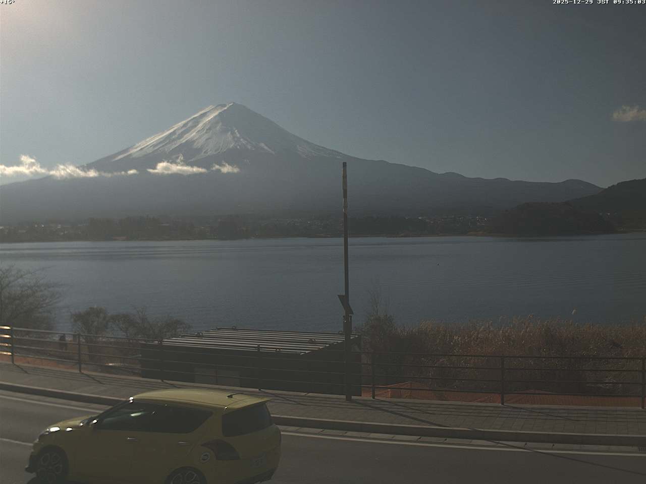 富士山ライブカメラ-河口湖大石湖畔
