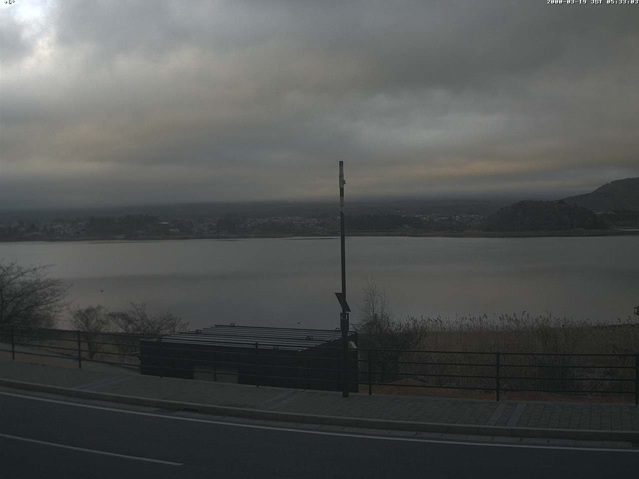富士山ライブカメラ-河口湖大石湖畔