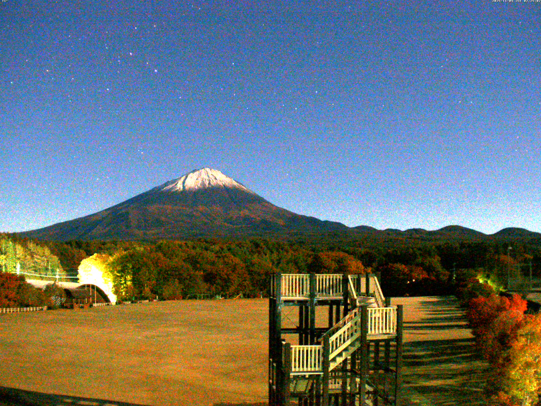 富士山ライブカメラ-鳴沢村活き活き広場