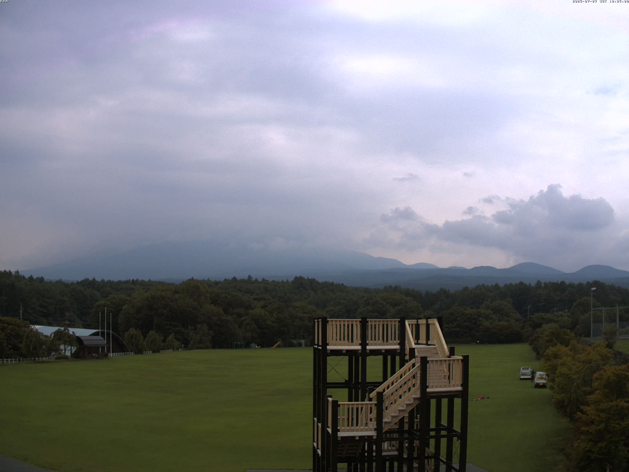 富士山ライブカメラ-鳴沢村活き活き広場