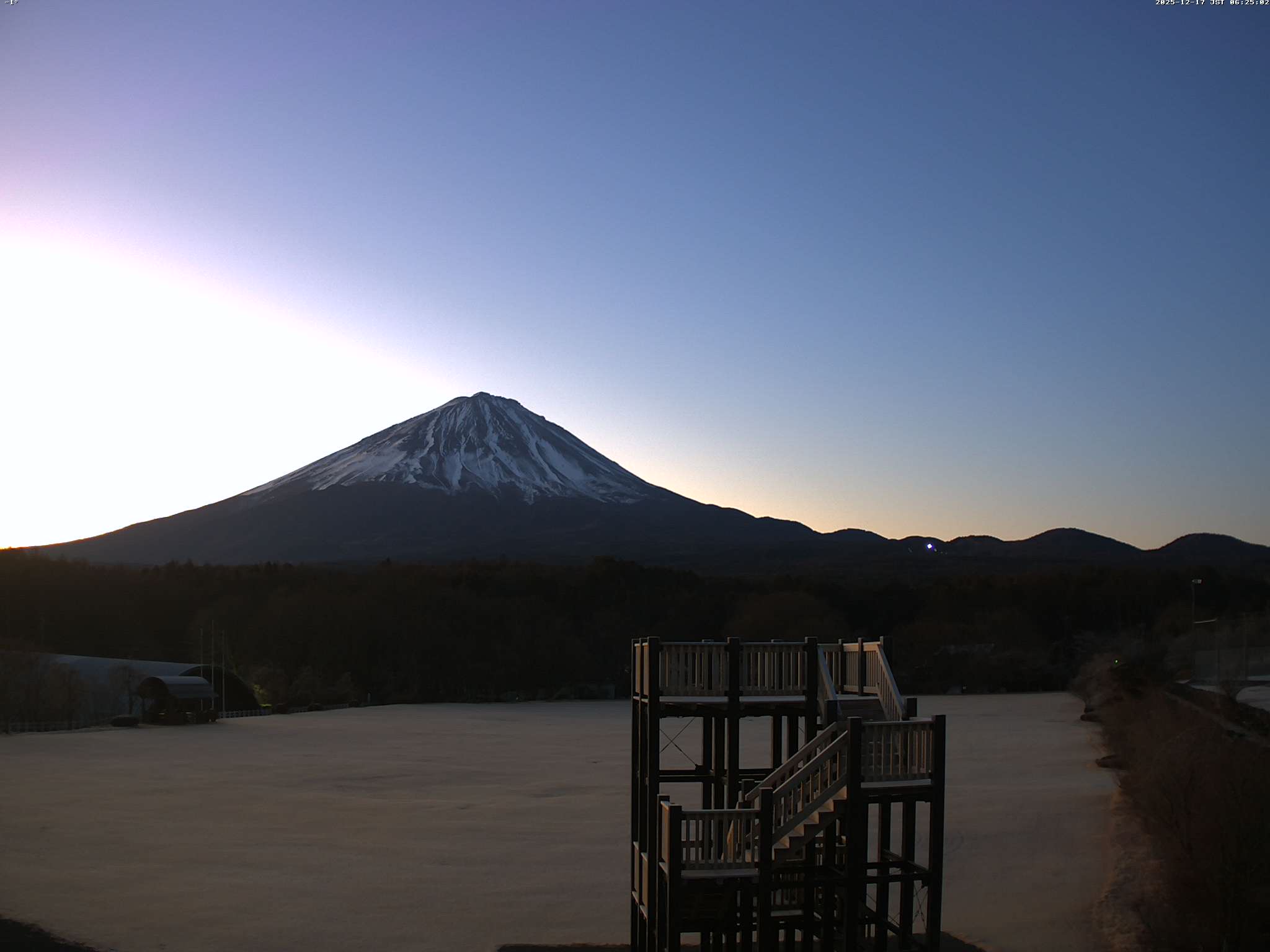 富士山ライブカメラ-鳴沢村活き活き広場
