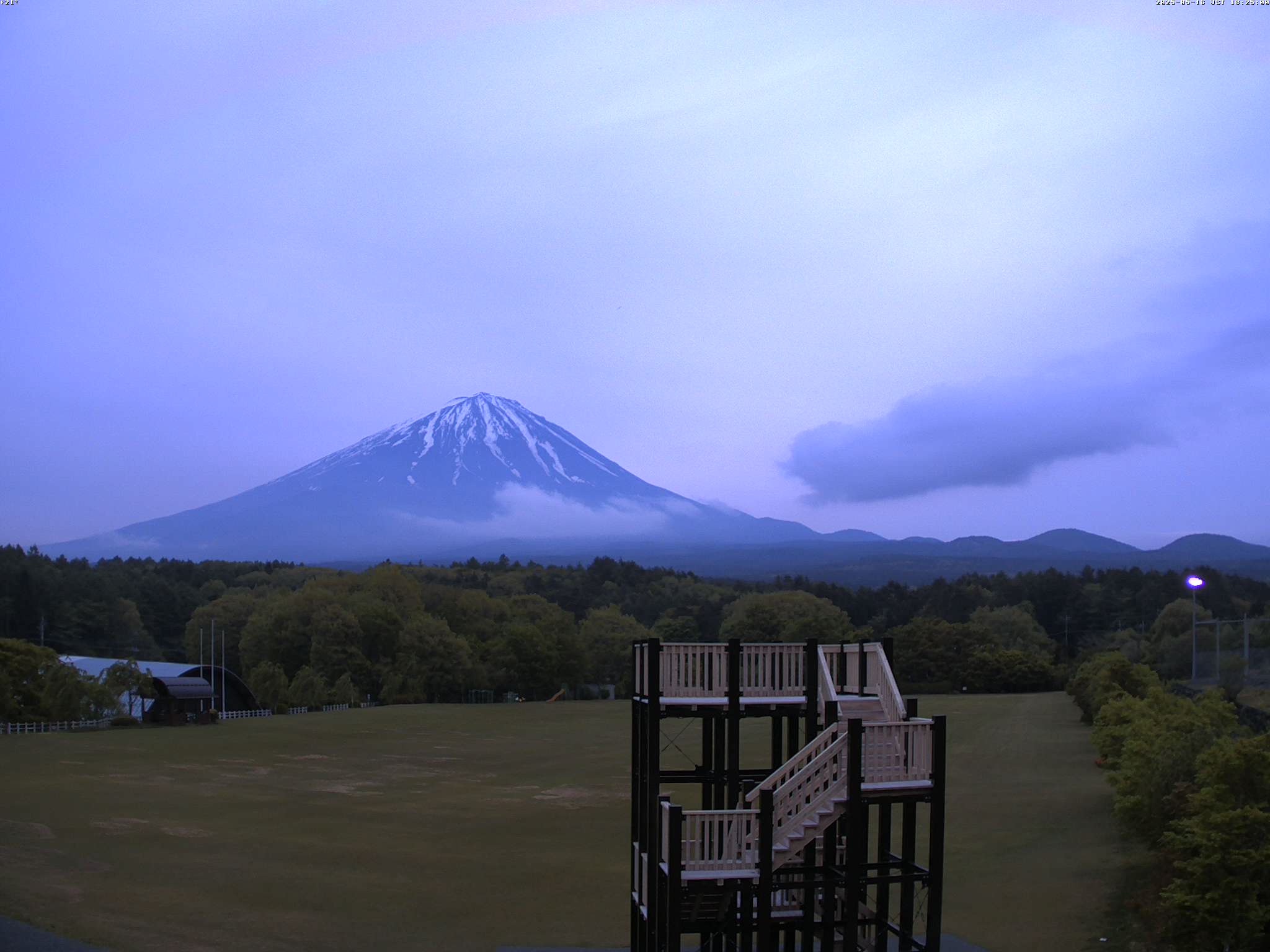 富士山ライブカメラ-鳴沢村活き活き広場