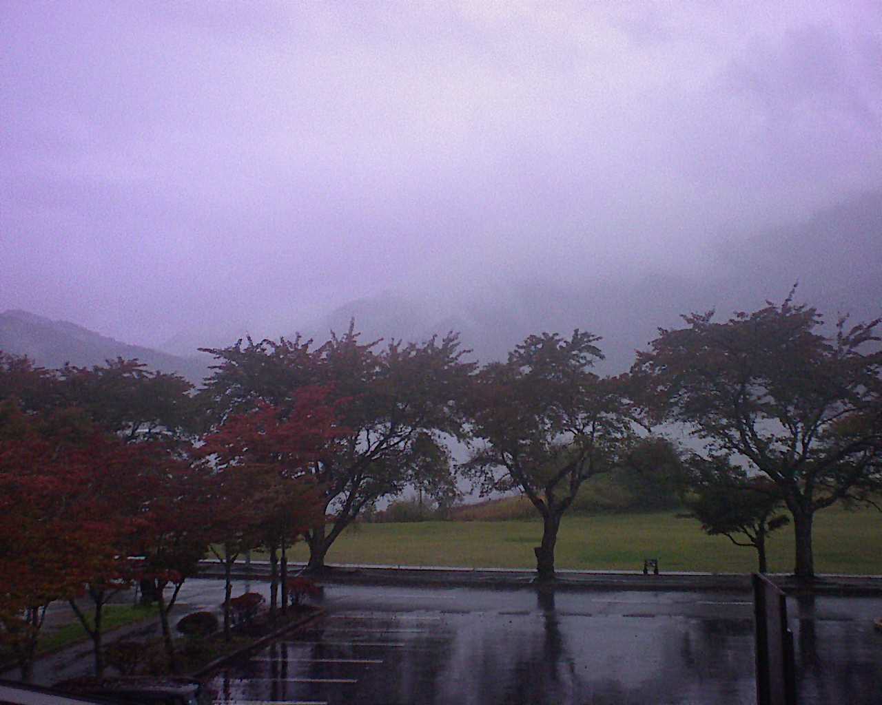 河口湖ライブカメラ-道の駅かつやま公園