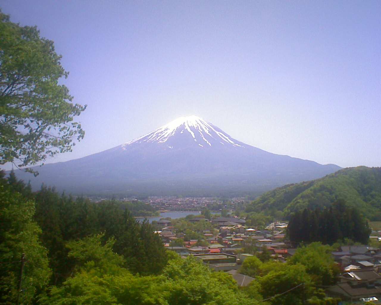 富士山ライブカメラ-河口湖大石高台