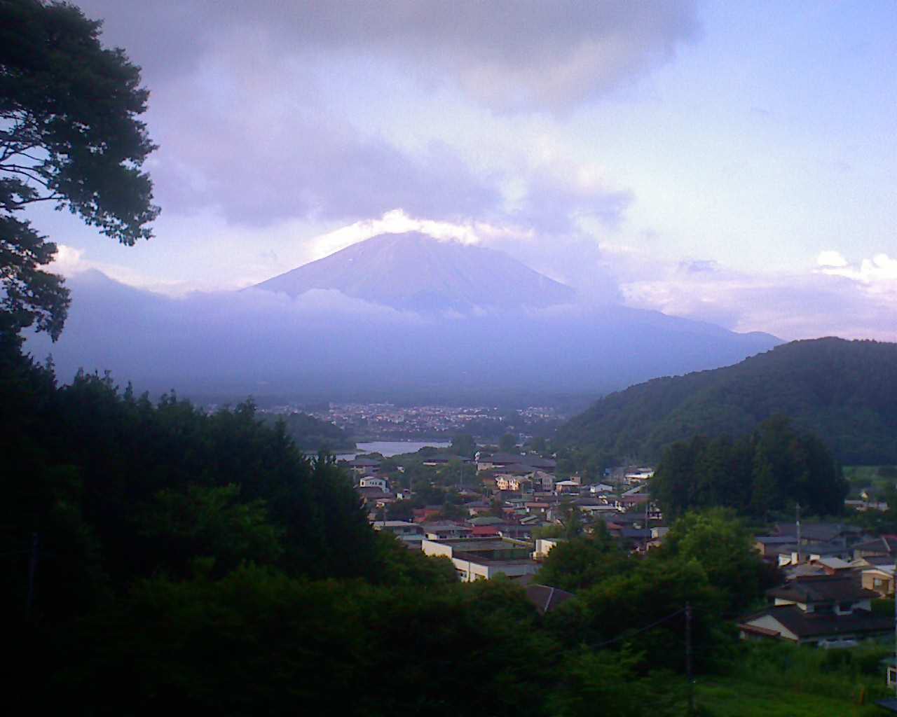 富士山ライブカメラ-河口湖大石高台