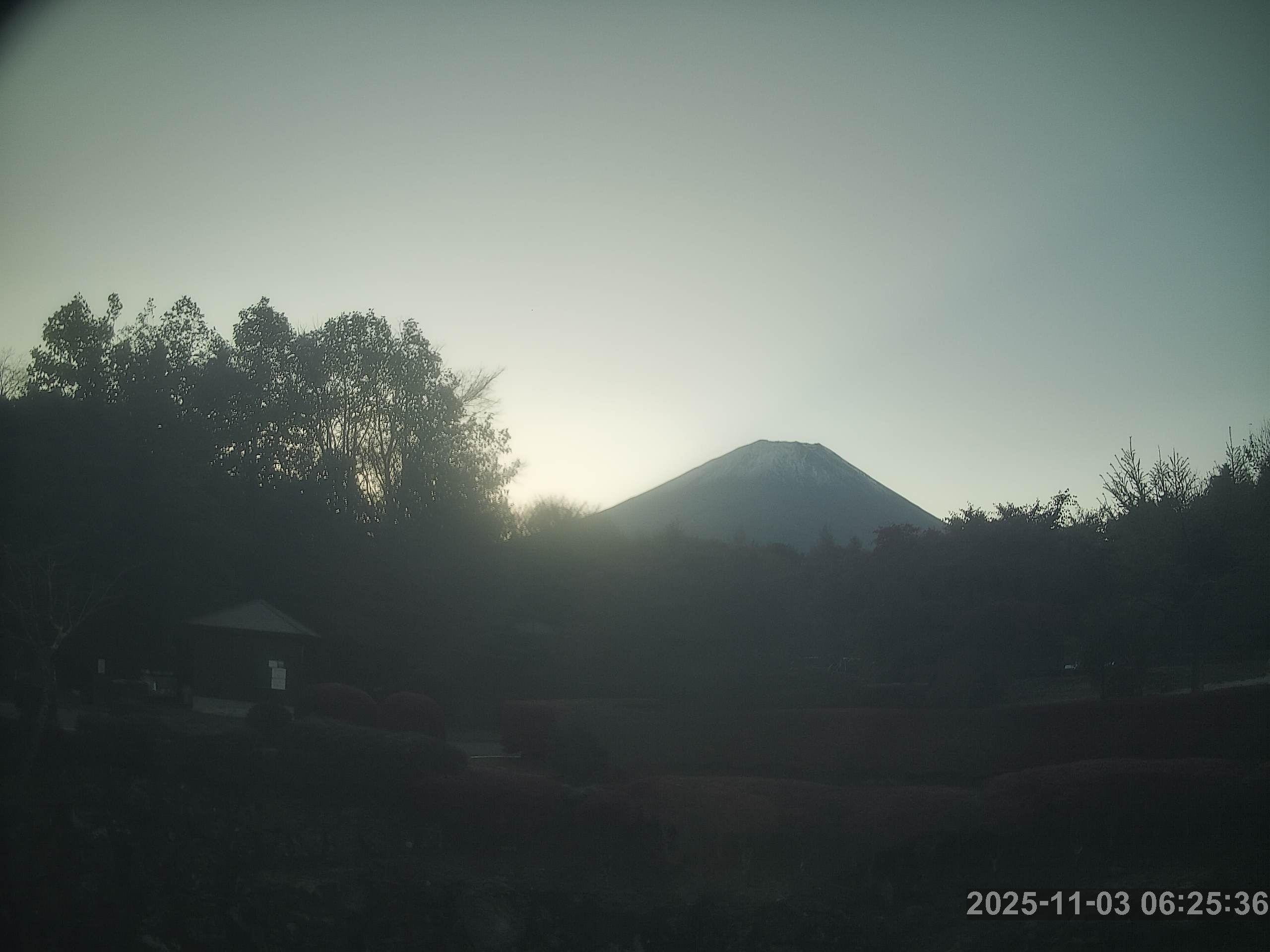 富士山ライブカメラ-富士ヶ嶺高原富士ドクタービレッジ