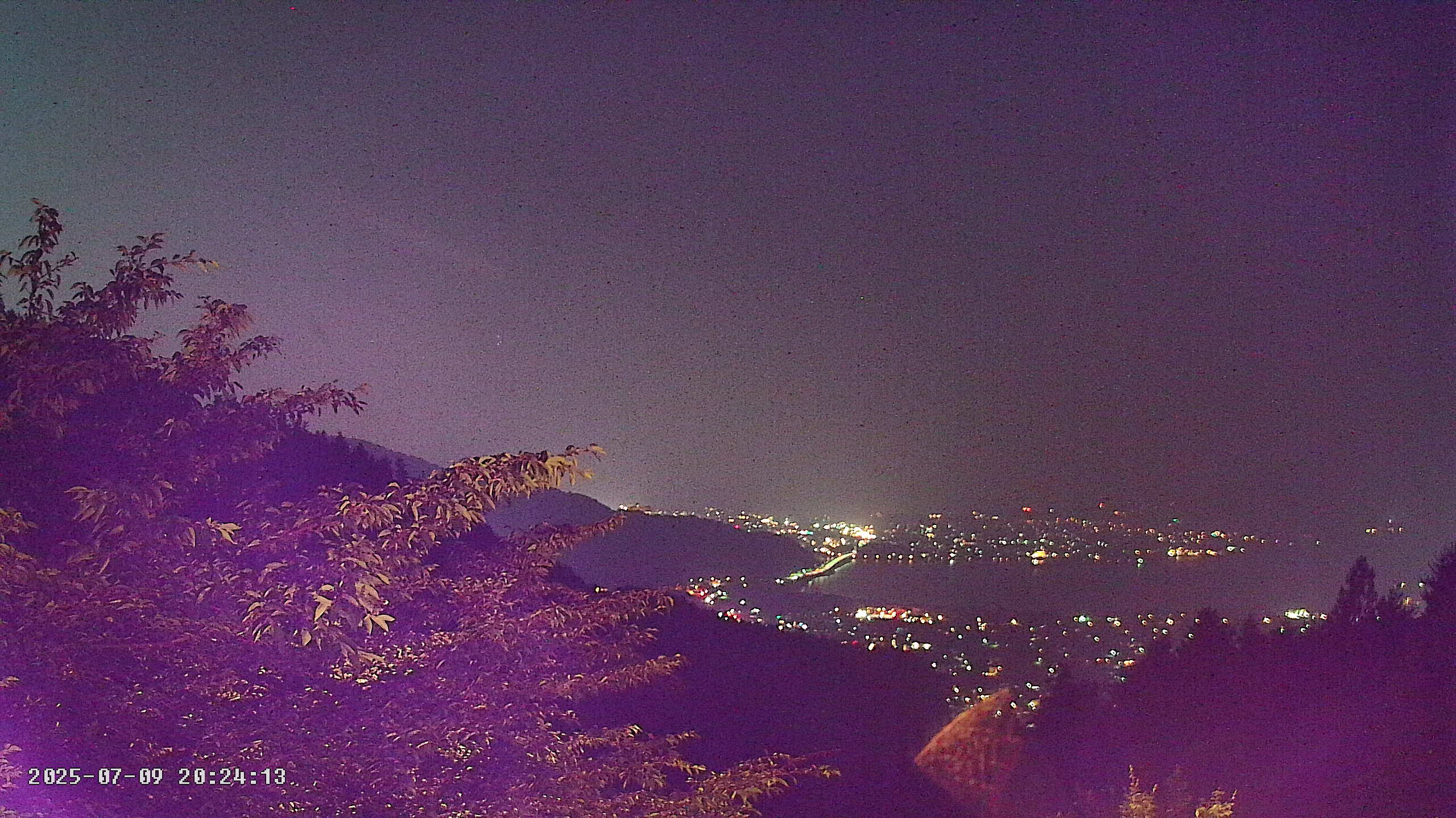 富士山ライブカメラ-河口湖母の白滝