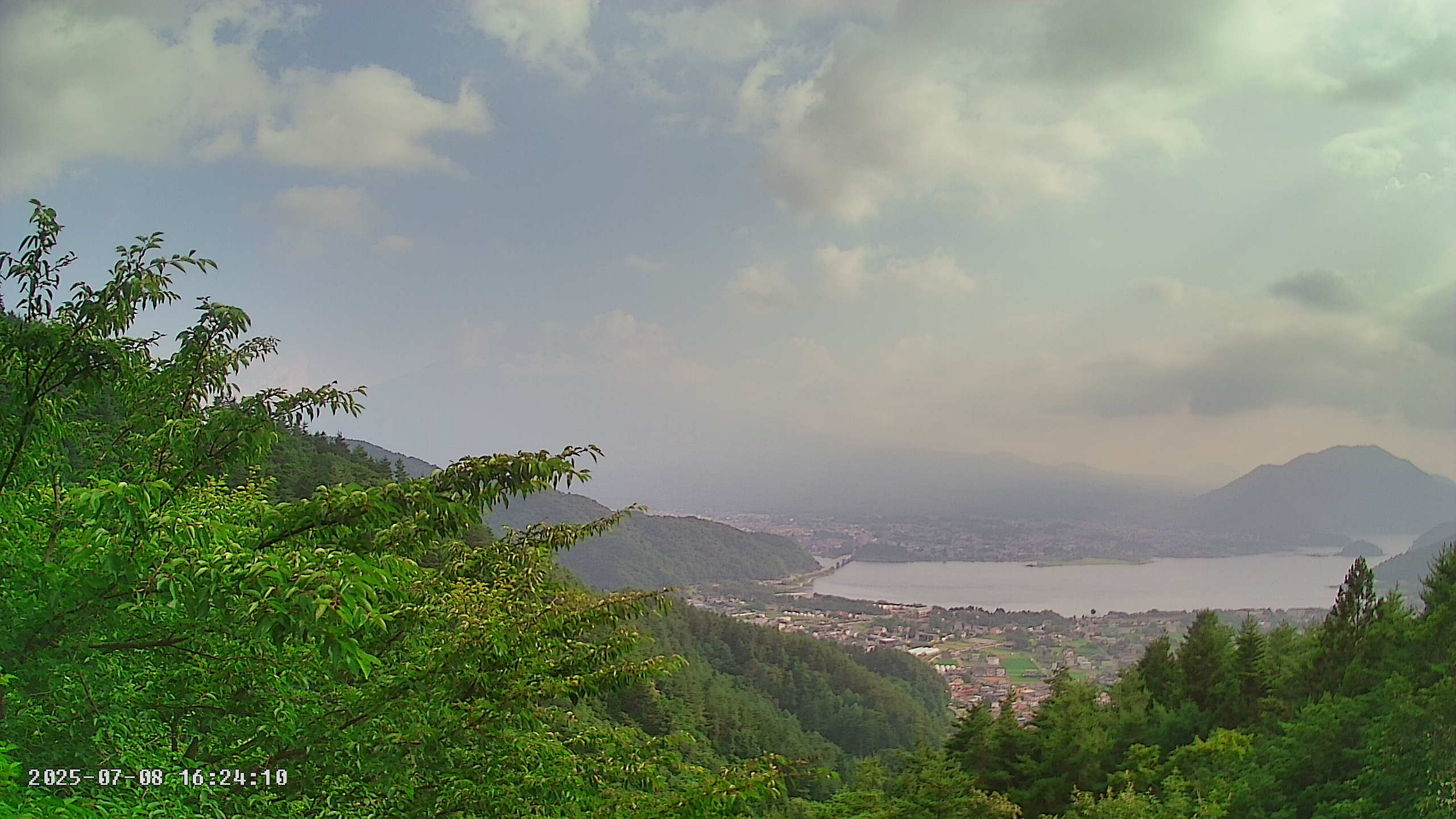 富士山ライブカメラ-河口湖母の白滝
