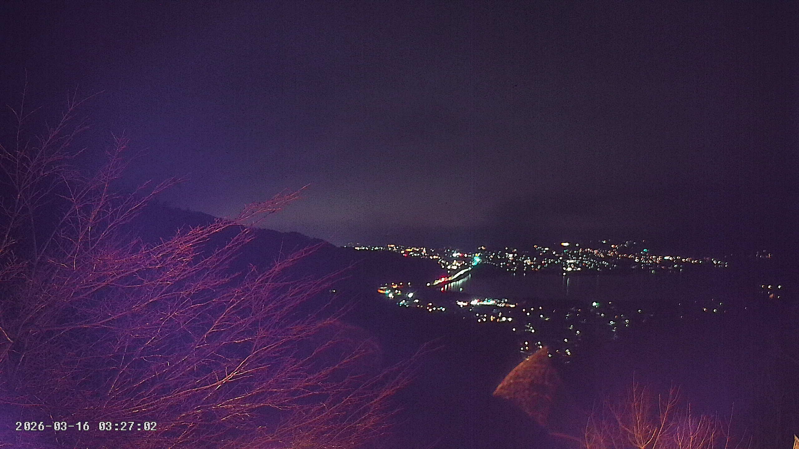 富士山ライブカメラ-河口湖母の白滝