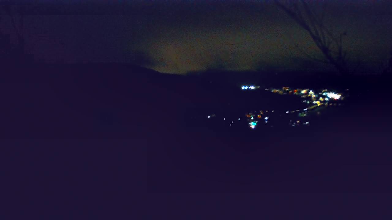 富士山ライブカメラ-河口湖富士山遥拝所(天空の鳥居)