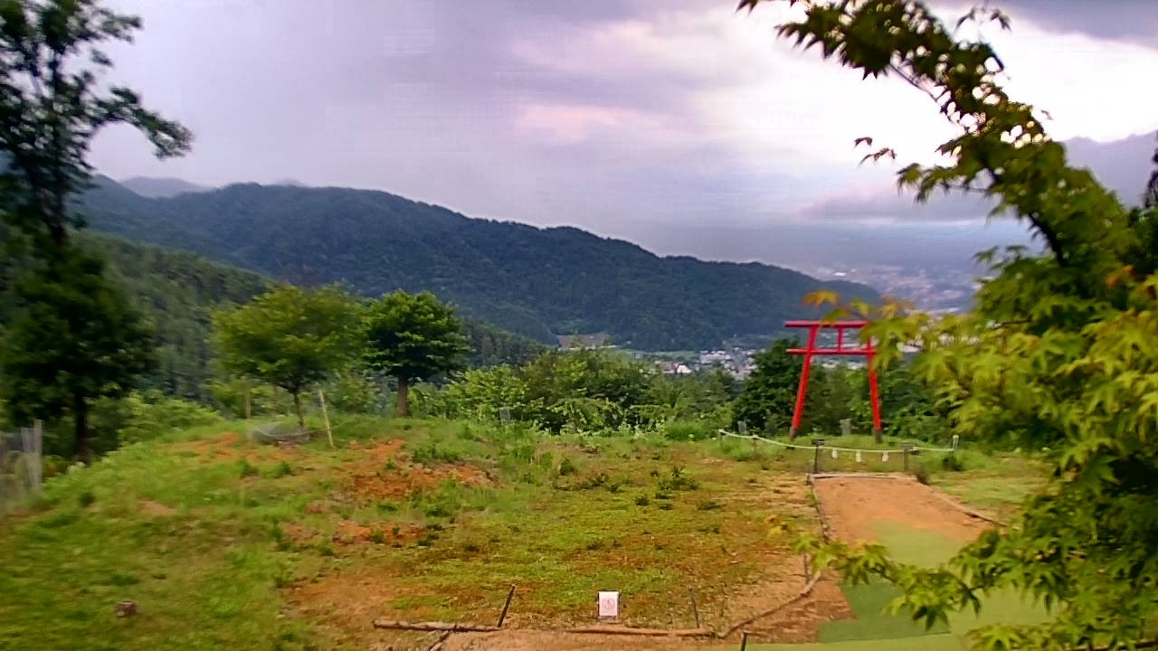 富士山ライブカメラ-河口湖富士山遥拝所(天空の鳥居)