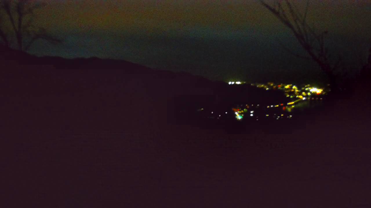 富士山ライブカメラ-河口湖富士山遥拝所(天空の鳥居)